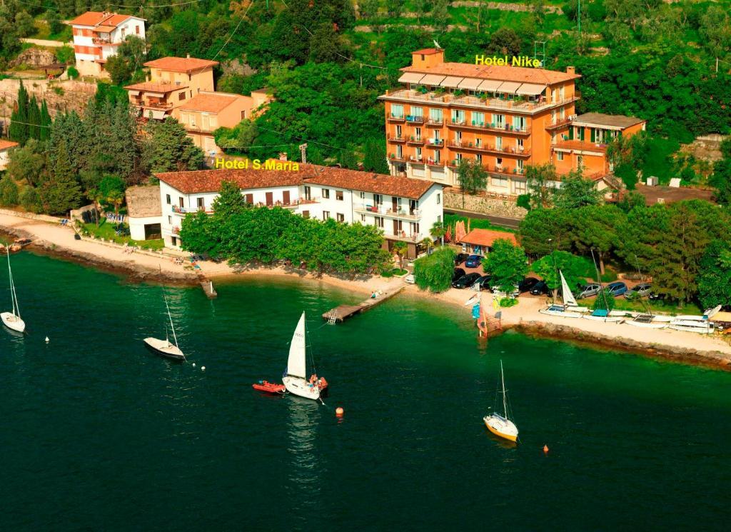 Hotel Nike Brenzone sul Garda Exterior foto